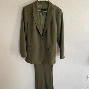Eloquii Women's Green Long Sleeve Blazer Button with matching pants Size 14
